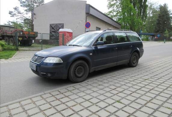 Volkswagen - Passat