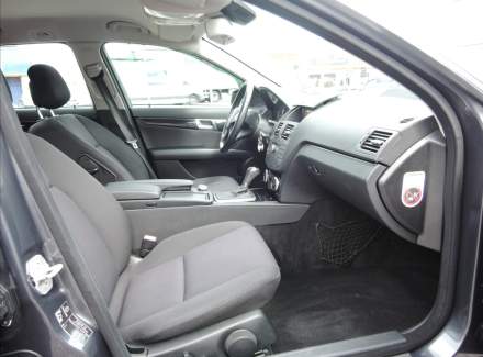 Mercedes-Benz - C-class