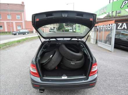 Mercedes-Benz - C-class