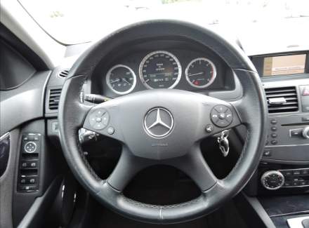 Mercedes-Benz - C-class