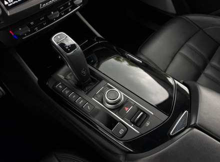 Maserati - Levante