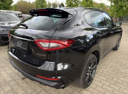 Maserati - Levante