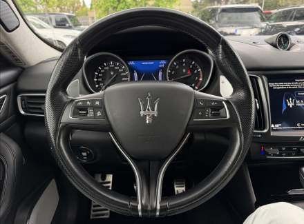 Maserati - Levante