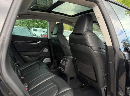 Maserati - Levante