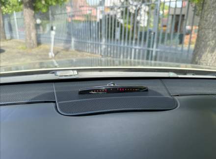Mercedes-Benz - E-class