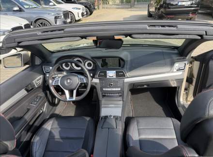 Mercedes-Benz - E-class