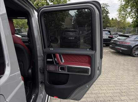 Mercedes-Benz - G-class