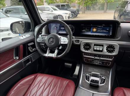 Mercedes-Benz - G-class
