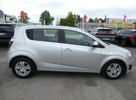 Chevrolet - Aveo