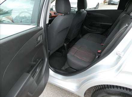 Chevrolet - Aveo