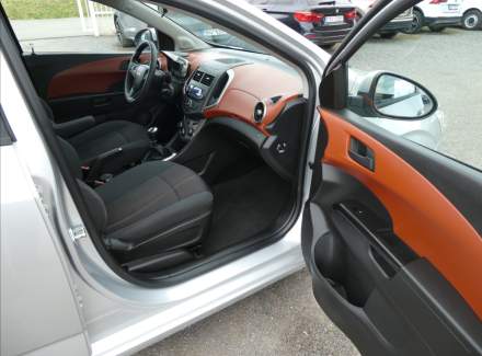 Chevrolet - Aveo