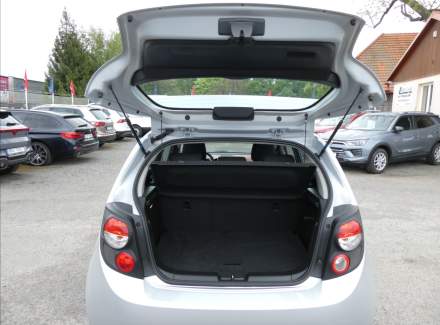 Chevrolet - Aveo