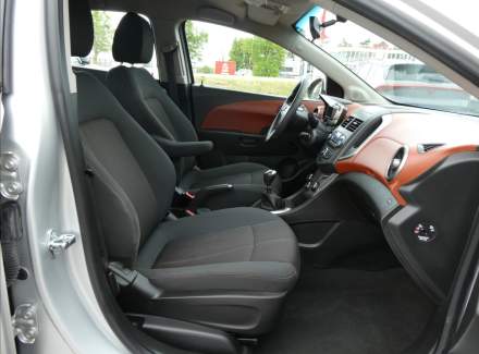 Chevrolet - Aveo