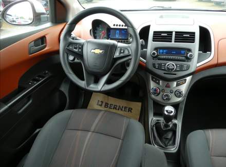 Chevrolet - Aveo