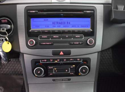 Volkswagen - Passat