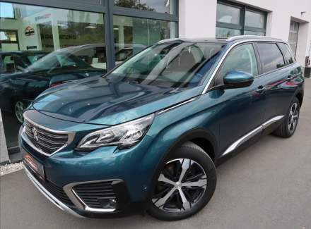 Peugeot - 5008