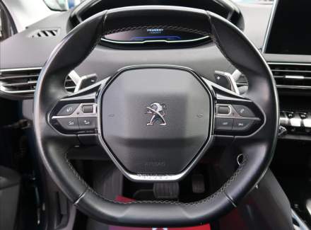 Peugeot - 5008