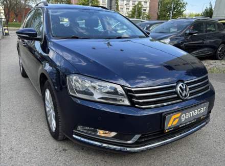 Volkswagen - Passat