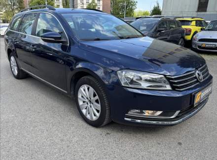 Volkswagen - Passat