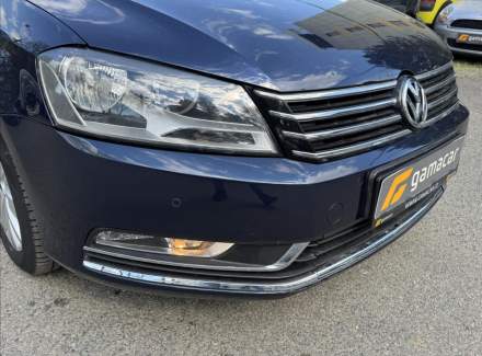 Volkswagen - Passat