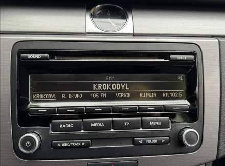 Volkswagen - Passat