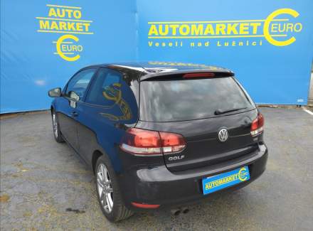Volkswagen - Golf