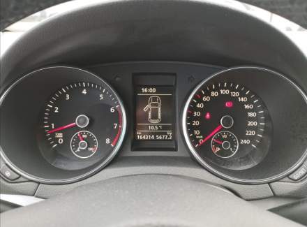 Volkswagen - Golf