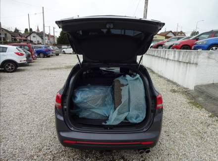 Kia - Cee'd