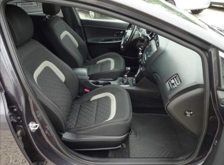 Kia - Cee'd