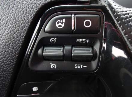 Kia - Cee'd