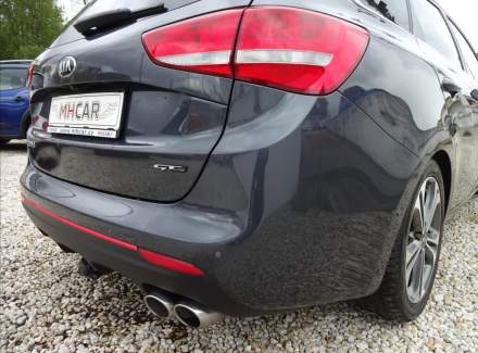 Kia - Cee'd