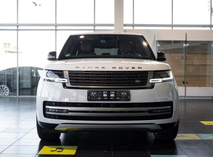 Land Rover - Range Rover