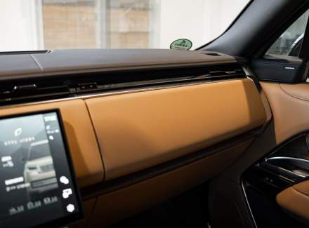 Land Rover - Range Rover