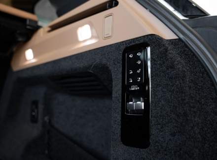 Land Rover - Range Rover