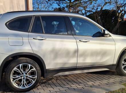 BMW - X1