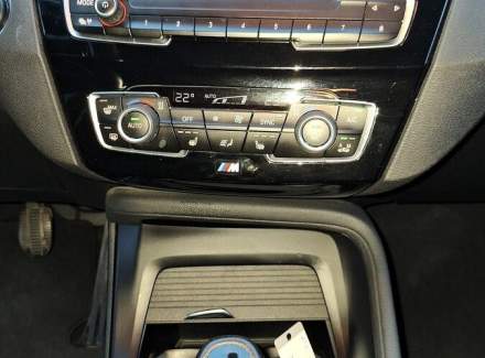 BMW - X1