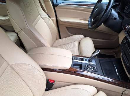 BMW - X5