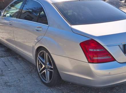 Mercedes-Benz - S-class