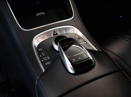 Mercedes-Benz - S-class