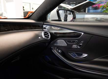 Mercedes-Benz - S-class