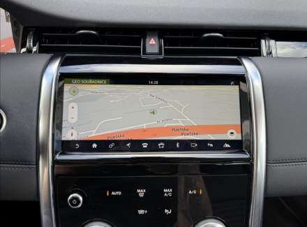 Land Rover - Discovery Sport