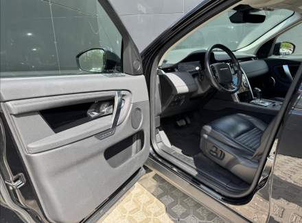 Land Rover - Discovery Sport