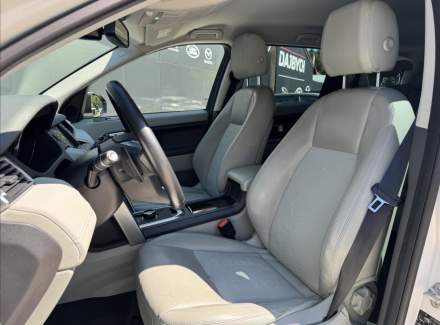 Land Rover - Discovery Sport