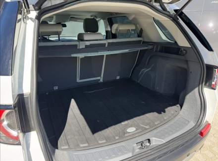 Land Rover - Discovery Sport