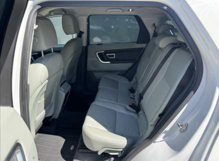 Land Rover - Discovery Sport