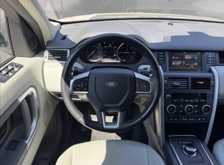 Land Rover - Discovery Sport