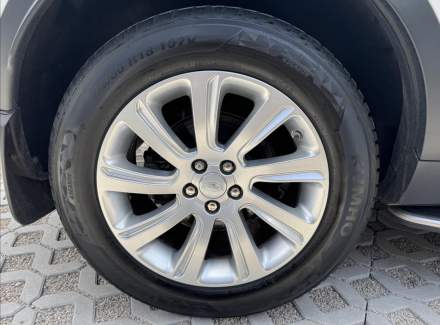 Land Rover - Discovery Sport