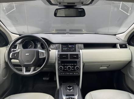 Land Rover - Discovery Sport