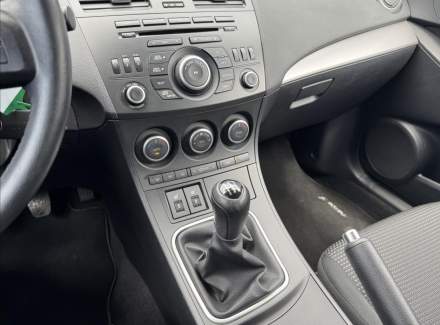 Mazda - 3