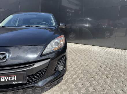 Mazda - 3